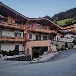 Aschauer Hof Z'fritzn كيرشبرغ ان تيرول
