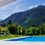 Aschauer Hof Z'fritzn فندق