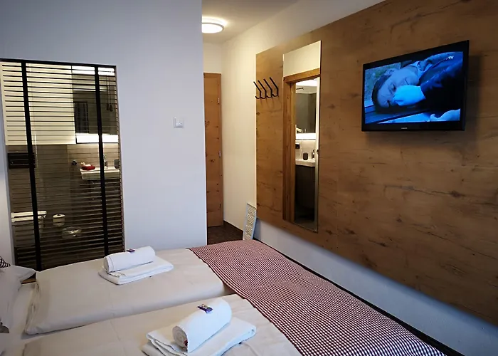 酒店 Aschauer Hof Z'fritzn 3*